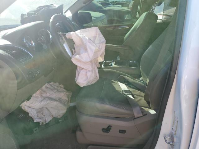 Photo 7 from auction – 2015 CHRYSLER TOWN & COU with VIN 2C4RC1BG6FR539459