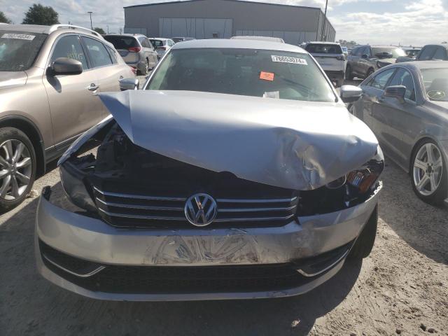 Photo 5 from auction – 2015 VOLKSWAGEN PASSAT S with VIN 1VWAT7A3XFC033184