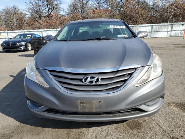 Photo 5 from auction – 2012 HYUNDAI SONATA with VIN 5NPEB4AC6CH405626