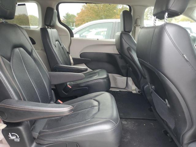 Photo 11 from auction – 2019 CHRYSLER PACIFICA T with VIN 2C4RC1BG6KR626708