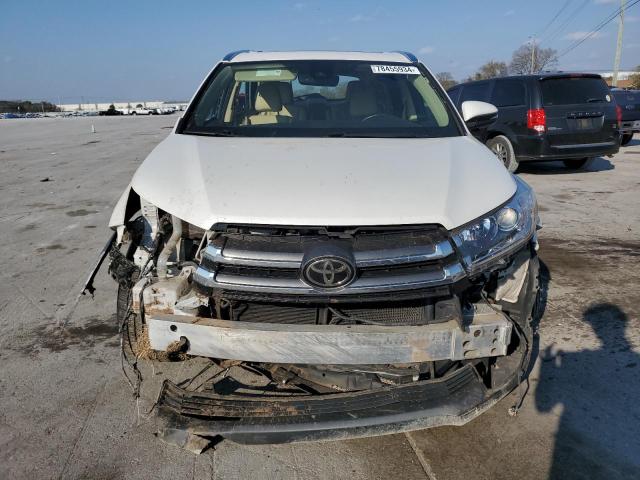 Photo 5 from auction – 2017 TOYOTA HIGHLANDER with VIN 5TDDZRFH1HS446739