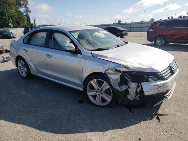 Photo 4 from auction – 2015 VOLKSWAGEN PASSAT S with VIN 1VWAT7A39FC005621