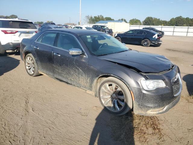 Photo 4 from auction – 2018 CHRYSLER 300 LIMITE with VIN 2C3CCAEG2JH193754