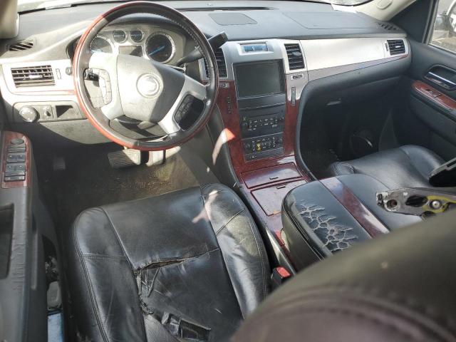 صورة رقم 8 من المزاد - 2011 CADILLAC ESCALADE L مع VIN 1GYS4BEF9BR277678