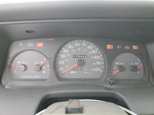 Photo 9 from auction – 2004 FORD CROWN VICT with VIN 2FAFP74W94X158167