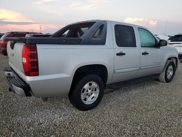 Photo 3 from auction – 2010 CHEVROLET AVALANCHE with VIN 3GNNCEE02AG264649