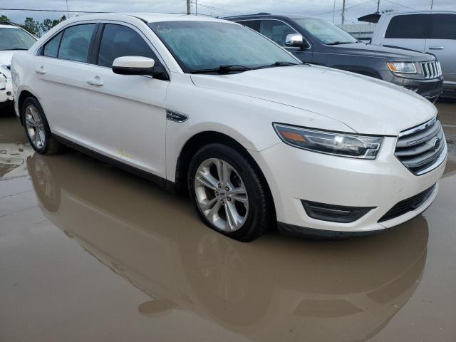 Foto 4 de la subasta – 2017 FORD TAURUS SEL con VIN 1FAHP2E80HG122469