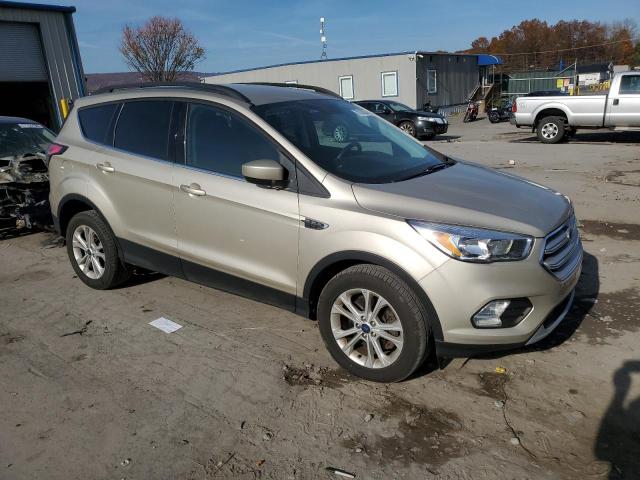 Photo 4 from auction – 2018 FORD ESCAPE SE with VIN 1FMCU9GDXJUA01631