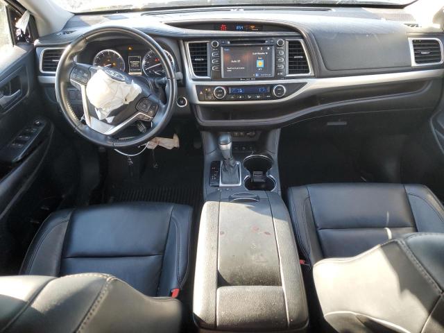 Photo 8 from auction – 2018 TOYOTA HIGHLANDER with VIN 5TDJZRFH5JS897245