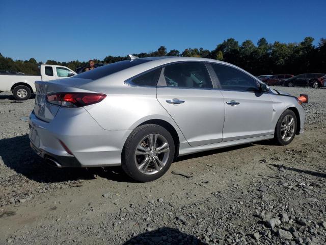 Photo 3 from auction – 2018 HYUNDAI SONATA SPO with VIN 5NPE34AF2JH620604