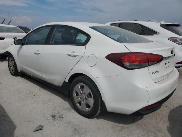 Photo 2 from auction – 2017 KIA FORTE LX with VIN 3KPFK4A74HE130972