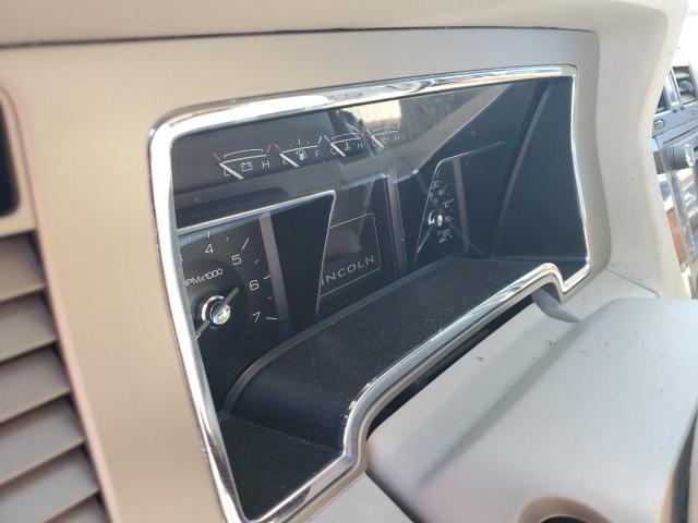 Photo 9 from auction – 2014 LINCOLN NAVIGATOR with VIN 5LMJJ2H52EEL01014