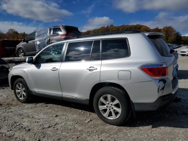Photo 2 from auction – 2013 TOYOTA HIGHLANDER with VIN 5TDBK3EH8DS258725