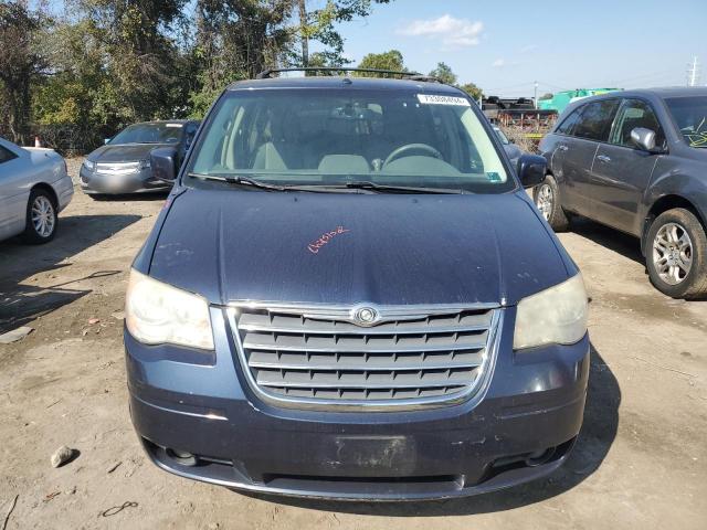 Photo 5 from auction – 2008 CHRYSLER TOWN & COU with VIN 2A8HR54P68R820154