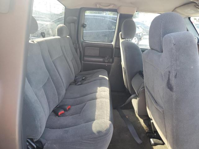 Photo 10 from auction – 2004 CHEVROLET SILVERADO with VIN 2GCEC19VX41112025