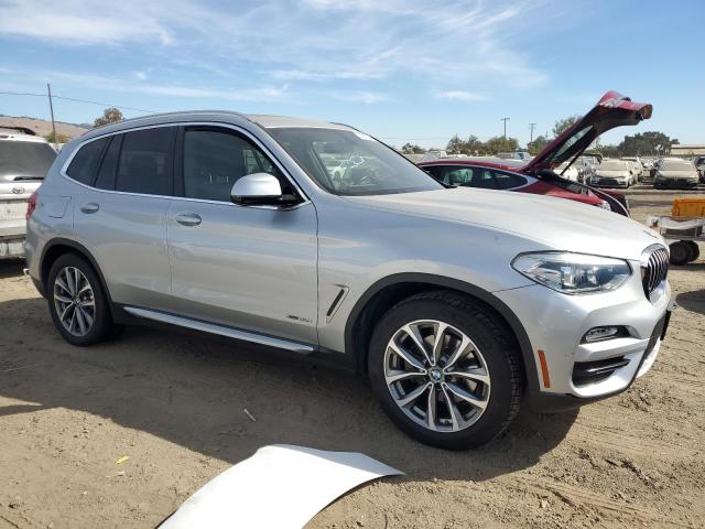 Photo 4 from auction – 2018 BMW X3 XDRIVE3 with VIN 5UXTR9C54JLD66561