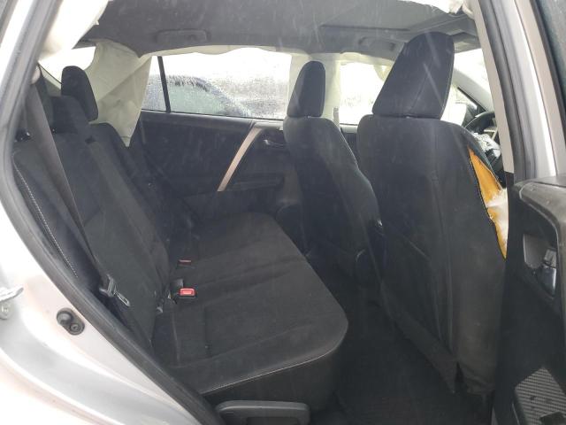 Photo 10 from auction – 2015 TOYOTA RAV4 XLE with VIN JTMWFREV1FD066396