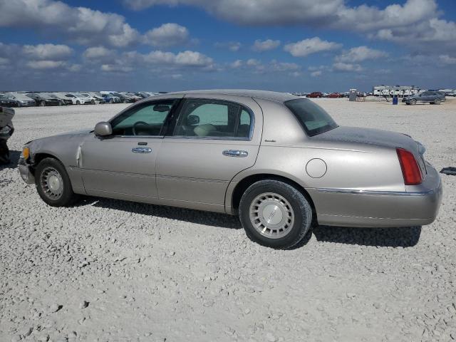 Photo 2 from auction – 2002 LINCOLN TOWN CAR E with VIN 1LNHM81W02Y605550