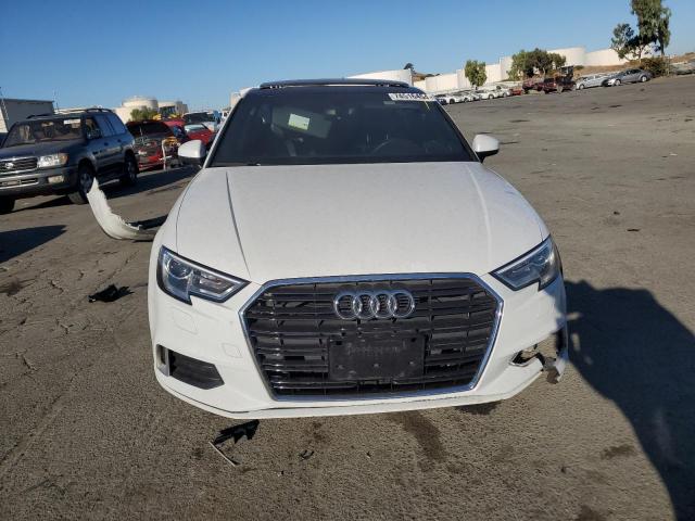 Снимка 5 от търг – 2018 AUDI A3 PREMIUM с VIN WAUAUGFF6J1026608