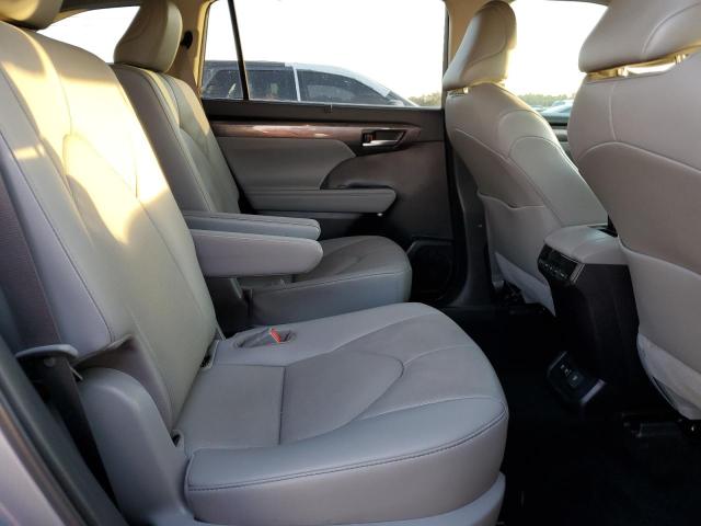 Photo 11 from auction – 2021 TOYOTA HIGHLANDER with VIN 5TDYZRAH3MS067227