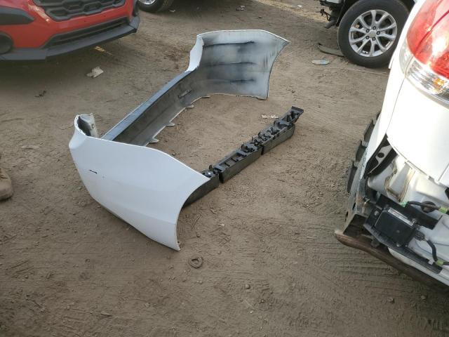 Photo 13 from auction – 2014 TOYOTA SIENNA XLE with VIN 5TDDK3DC4ES072163