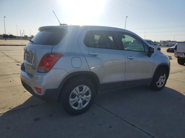 Photo 3 from auction – 2017 CHEVROLET TRAX LS with VIN 3GNCJKSB2HL284709