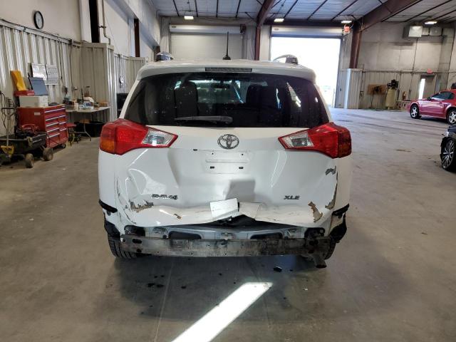 Photo 6 from auction – 2015 TOYOTA RAV4 XLE with VIN 2T3RFREV9FW320761