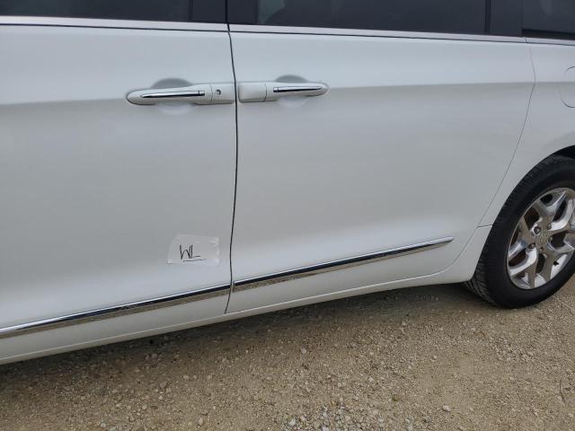 Photo 13 from auction – 2019 CHRYSLER PACIFICA L with VIN 2C4RC1GG6KR639080
