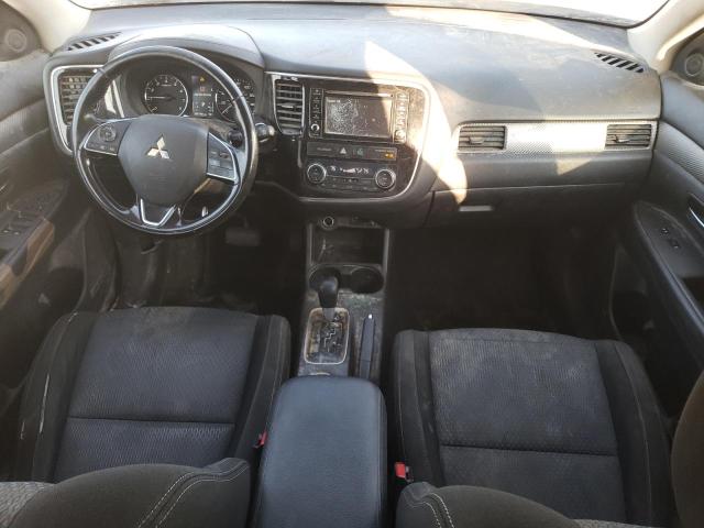 Photo 8 from auction – 2016 MITSUBISHI OUTLANDER with VIN JA4AD3A38GZ000475