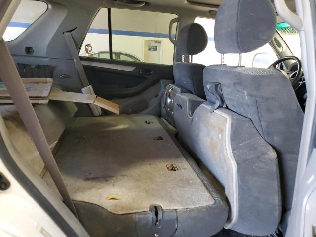 Photo 11 from auction – 2005 TOYOTA 4RUNNER SR with VIN JTEBT14R158026187