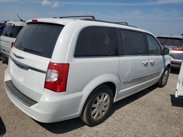 Photo 3 from auction – 2016 CHRYSLER TOWN & COU with VIN 2C4RC1BG9GR297977