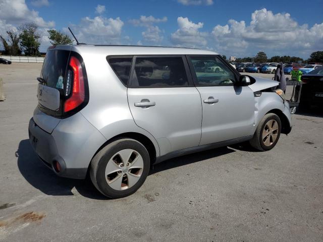 Photo 3 from auction – 2014 KIA SOUL with VIN KNDJN2A20E7739384