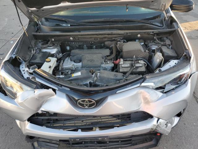Photo 12 from auction – 2017 TOYOTA RAV4 LE with VIN 2T3BFREV2HW678594