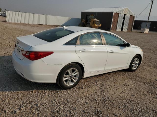 Photo 3 from auction – 2012 HYUNDAI SONATA GLS with VIN 5NPEB4AC8CH371916
