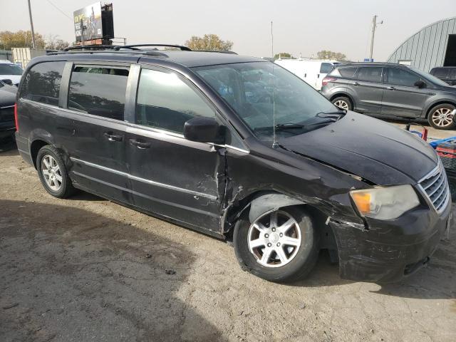 Photo 4 from auction – 2010 CHRYSLER TOWN & COU with VIN 2A4RR8D19AR393738