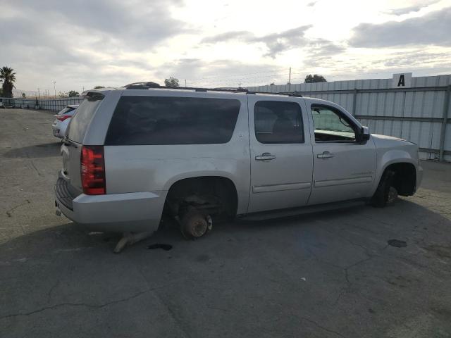 Photo 3 from auction – 2009 CHEVROLET SUBURBAN K with VIN 1GNFK26329R287777