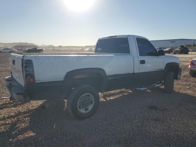 Photo 3 from auction – 2003 CHEVROLET SILVERADO with VIN 1GCHC24U73E356309