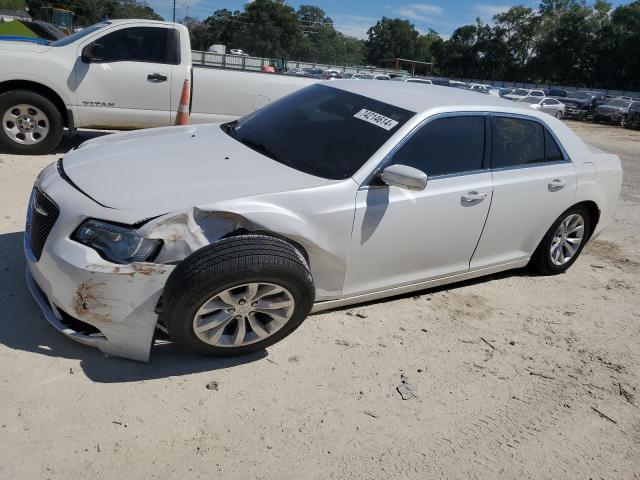 CHRYSLER 300 LIMITE 2015 with VIN 2C3CCAAGXFH893907 - Photo from auction