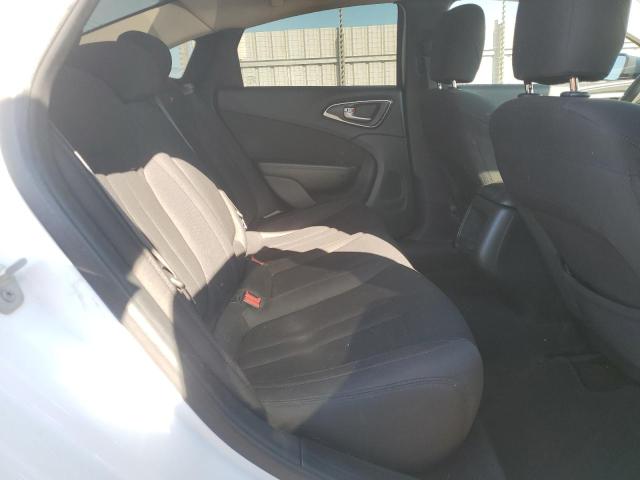 Photo 10 from auction – 2015 CHRYSLER 200 LIMITE with VIN 1C3CCCAB8FN624733