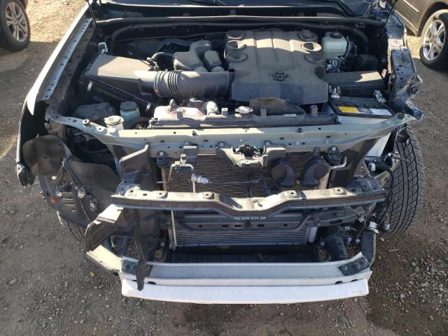 Photo 11 from auction – 2021 TOYOTA 4RUNNER SR with VIN JTEMU5JR0M5868908