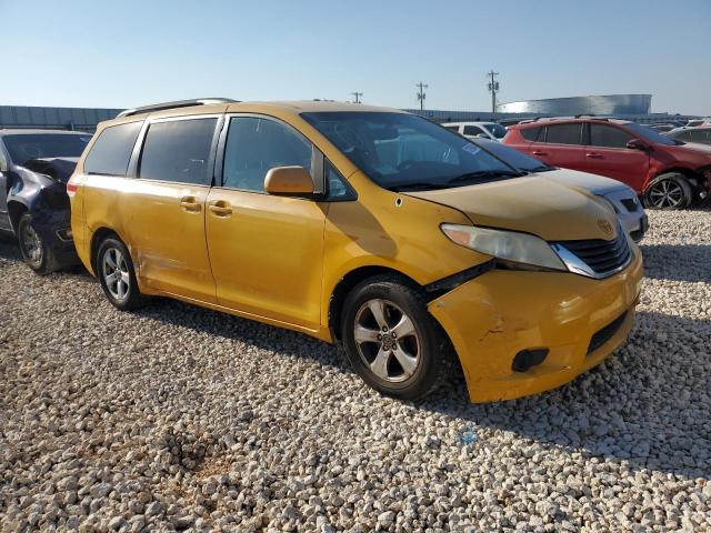 Photo 4 from auction – 2013 TOYOTA SIENNA LE with VIN 5TDKK3DC5DS335220