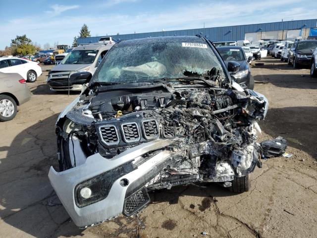 Photo 5 from auction – 2024 JEEP COMPASS LI with VIN 3C4NJDCN9RT155504