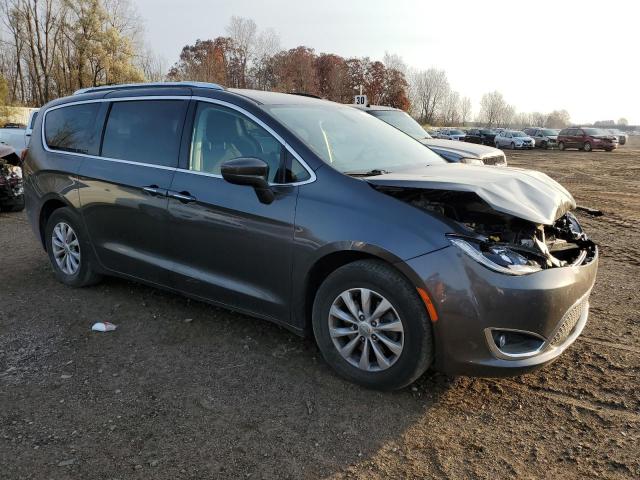 Photo 4 from auction – 2018 CHRYSLER PACIFICA T with VIN 2C4RC1FG8JR100363