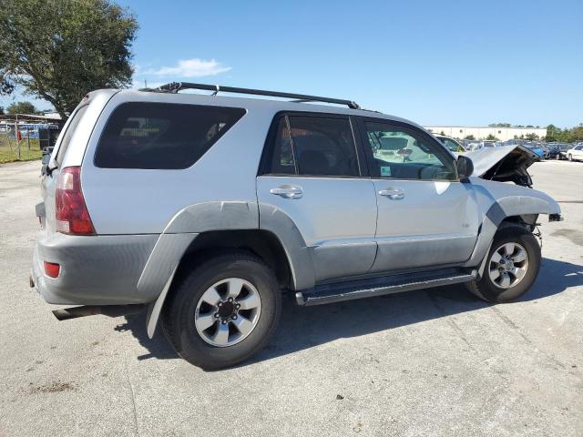 Photo 3 from auction – 2003 TOYOTA 4RUNNER SR with VIN JTEZU14R338001929