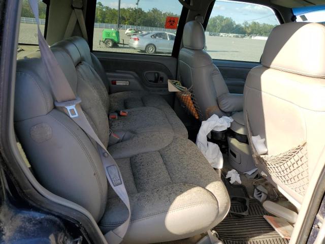 Photo 10 from auction – 1998 GMC YUKON with VIN 1GKEK13R6WJ706204