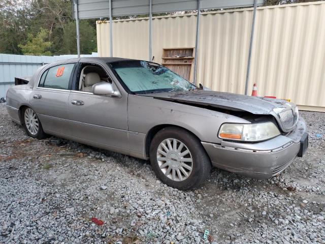 Photo 4 from auction – 2003 LINCOLN TOWN CAR E with VIN 1LNHM81W43Y692936
