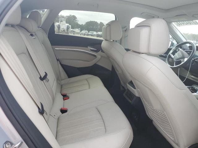 Photo 11 from auction – 2019 AUDI E-TRON PRE with VIN WA1LAAGE8KB010276