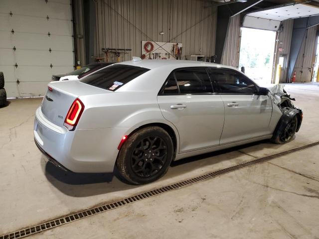 Photo 3 from auction – 2019 CHRYSLER 300 TOURIN with VIN 2C3CCARG0KH603625