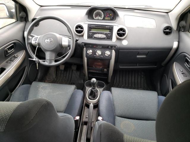 Photo 8 from auction – 2006 TOYOTA SCION XA with VIN JTKKT604060161245