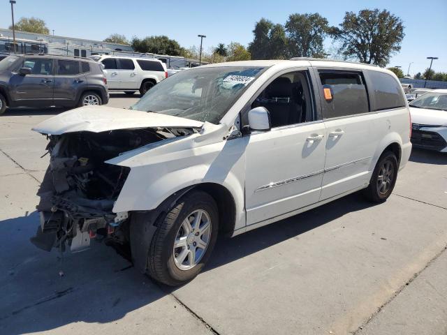 Photo 1 from auction – 2012 CHRYSLER TOWN & COU with VIN 2C4RC1BG6CR353013